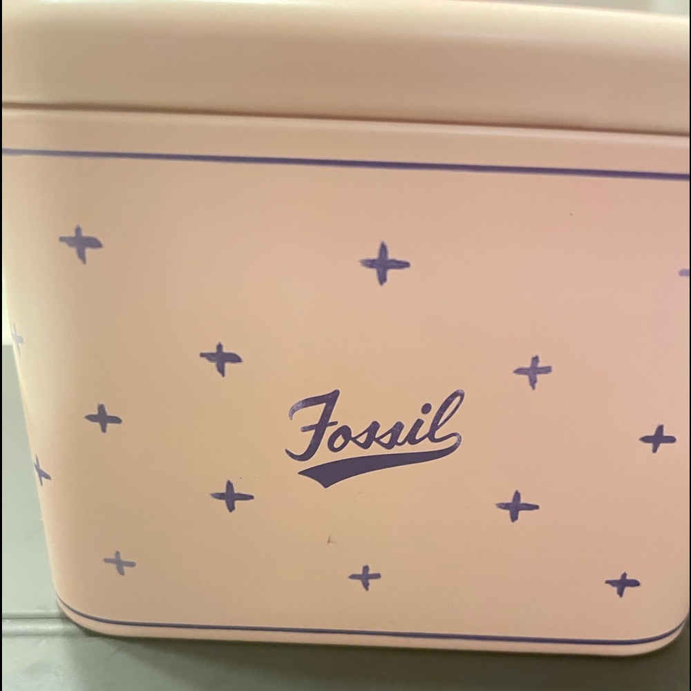 New Fossil Watch No Damage No Problems Works - image 1